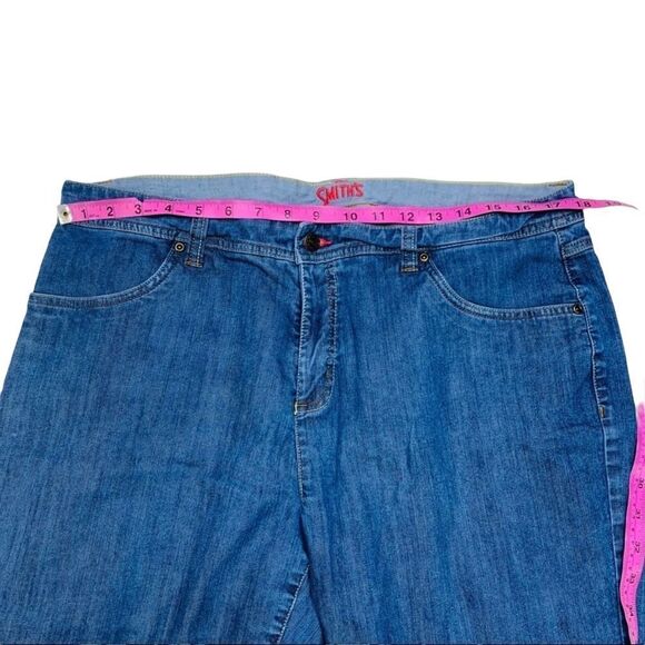 10/$25🦋 Smith's Medium Wash Denim Capris - Size 16 - Picture 8 of 12